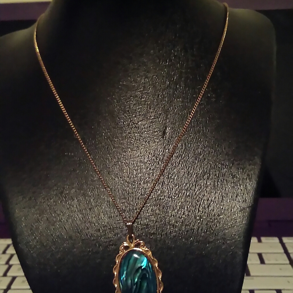 Necklace & Earrings